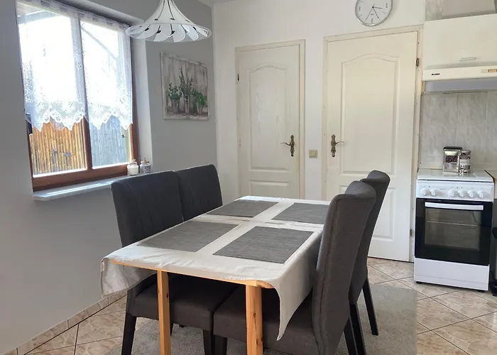 Mit Schwimmteich In Idyllischer Lage Dom wakacyjny