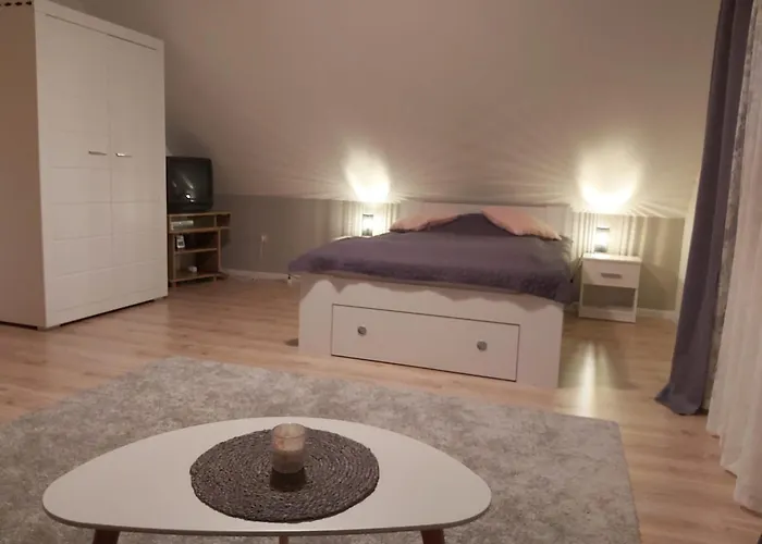 Mit Schwimmteich In Idyllischer Lage Dom wakacyjny *